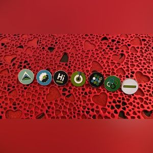 Nwot! Set of 7 unique pins